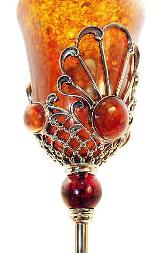 Подарочный бокал для вина из камня (янтарь)